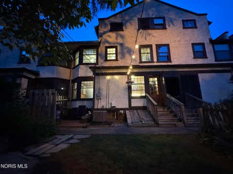 Tiny photo for 2353 Scottwood Avenue # 4, Toledo, OH 43620 (MLS # 10008809)