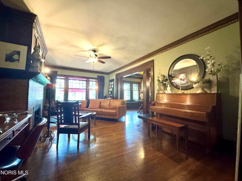Tiny photo for 2353 Scottwood Avenue # 4, Toledo, OH 43620 (MLS # 10008809)