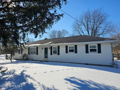 Tiny photo for 3517 Goodrich Avenue, Northwood, OH 43619 (MLS # 10003711)