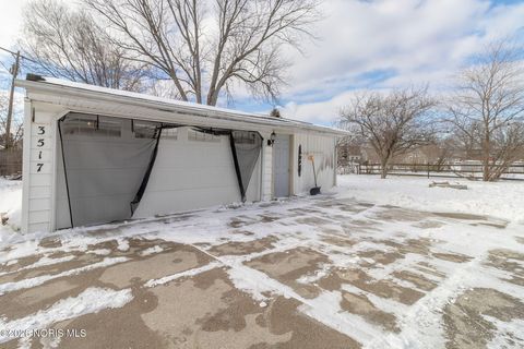 Tiny photo for 3517 Goodrich Avenue, Northwood, OH 43619 (MLS # 10003711)