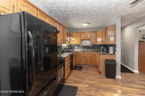 Tiny photo for 3517 Goodrich Avenue, Northwood, OH 43619 (MLS # 10003711)