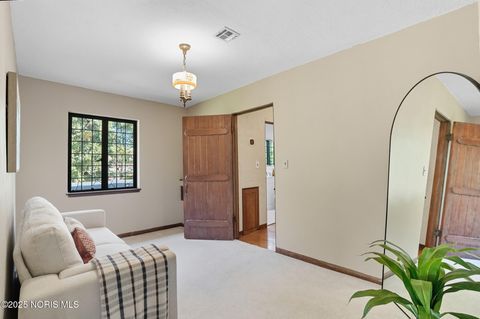 Tiny photo for 3704 Brookside Road, Ottawa Hills, OH 43606 (MLS # 10000140)