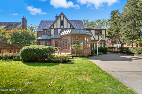 Tiny photo for 3704 Brookside Road, Ottawa Hills, OH 43606 (MLS # 10000140)