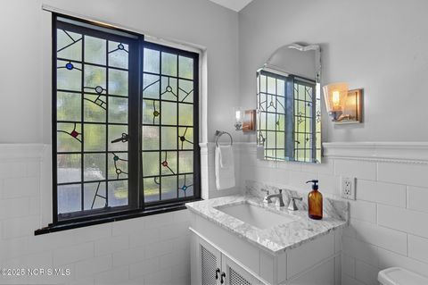 Tiny photo for 3704 Brookside Road, Ottawa Hills, OH 43606 (MLS # 10000140)