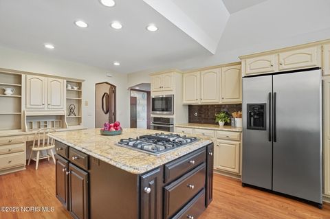 Tiny photo for 3704 Brookside Road, Ottawa Hills, OH 43606 (MLS # 10000140)