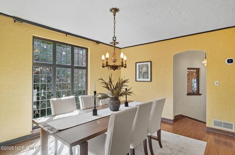 Tiny photo for 3704 Brookside Road, Ottawa Hills, OH 43606 (MLS # 10000140)