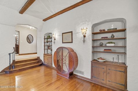 Tiny photo for 3704 Brookside Road, Ottawa Hills, OH 43606 (MLS # 10000140)