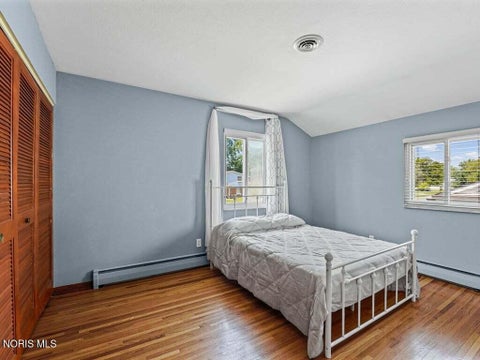 Tiny photo for 1957 Heatherlawn Drive, Toledo, OH 43614 (MLS # 10010644)