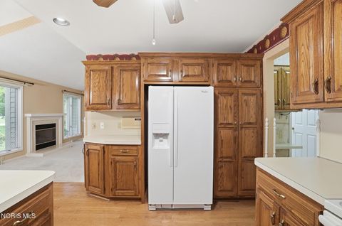 Tiny photo for 2939 Joelle Drive, Toledo, OH 43617 (MLS # 10007486)