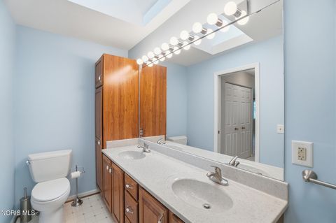 Tiny photo for 2939 Joelle Drive, Toledo, OH 43617 (MLS # 10007486)