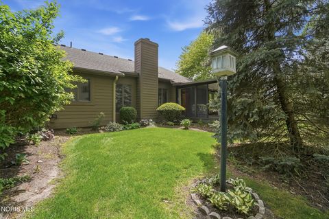 Tiny photo for 2939 Joelle Drive, Toledo, OH 43617 (MLS # 10007486)