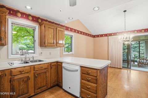 Tiny photo for 2939 Joelle Drive, Toledo, OH 43617 (MLS # 10007486)