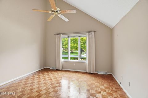 Tiny photo for 2939 Joelle Drive, Toledo, OH 43617 (MLS # 10007486)