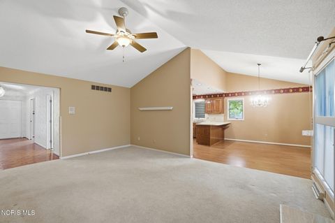 Tiny photo for 2939 Joelle Drive, Toledo, OH 43617 (MLS # 10007486)