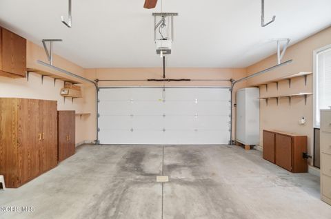 Tiny photo for 2939 Joelle Drive, Toledo, OH 43617 (MLS # 10007486)