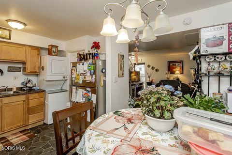 Tiny photo for 3693 Lakepointe Drive, Northwood, OH 43619 (MLS # 10006920)