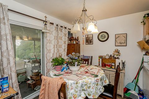 Tiny photo for 3693 Lakepointe Drive, Northwood, OH 43619 (MLS # 10006920)