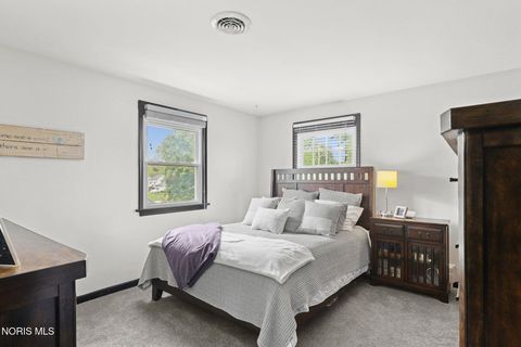 Tiny photo for 548 E Indiana Avenue, Perrysburg, OH 43551 (MLS # 10007557)