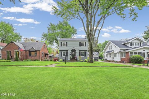 Tiny photo for 548 E Indiana Avenue, Perrysburg, OH 43551 (MLS # 10007557)