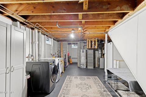Tiny photo for 548 E Indiana Avenue, Perrysburg, OH 43551 (MLS # 10007557)