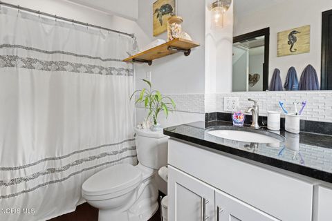 Tiny photo for 548 E Indiana Avenue, Perrysburg, OH 43551 (MLS # 10007557)