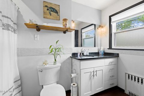 Tiny photo for 548 E Indiana Avenue, Perrysburg, OH 43551 (MLS # 10007557)