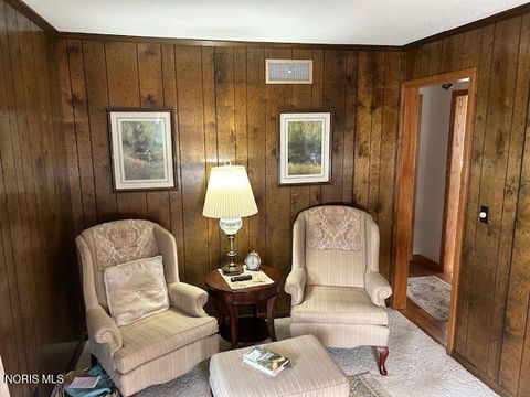 Tiny photo for 148 E Lynn Street, Edgerton, OH 43517 (MLS # 10005752)