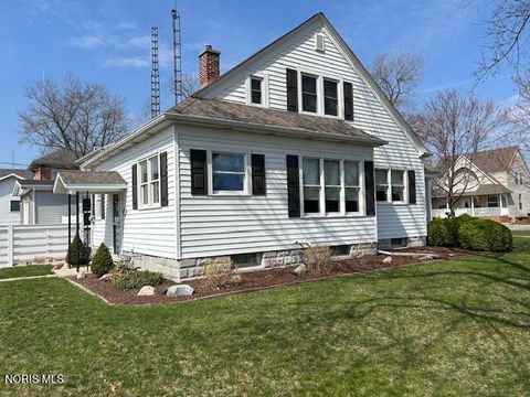 Tiny photo for 148 E Lynn Street, Edgerton, OH 43517 (MLS # 10005752)