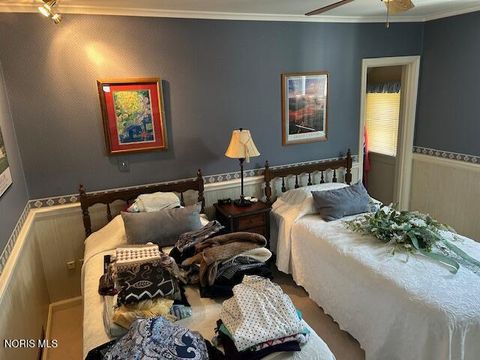 Tiny photo for 148 E Lynn Street, Edgerton, OH 43517 (MLS # 10005752)