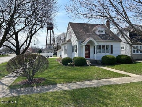 Tiny photo for 148 E Lynn Street, Edgerton, OH 43517 (MLS # 10005752)