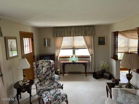 Tiny photo for 148 E Lynn Street, Edgerton, OH 43517 (MLS # 10005752)