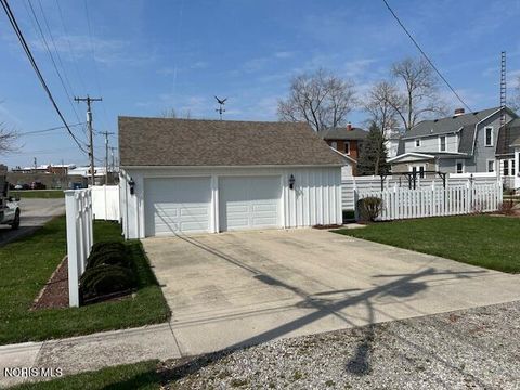 Tiny photo for 148 E Lynn Street, Edgerton, OH 43517 (MLS # 10005752)