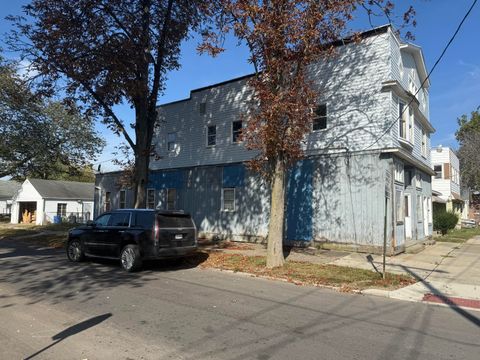 Tiny photo for 3137 Elm Street, Toledo, OH 43608 (MLS # 10000347)