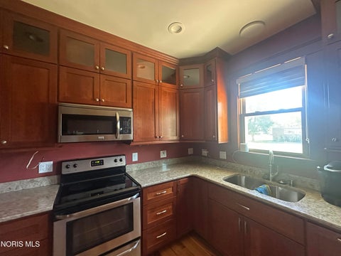 Tiny photo for 660 Perry Street, Defiance, OH 43512 (MLS # 10014182)