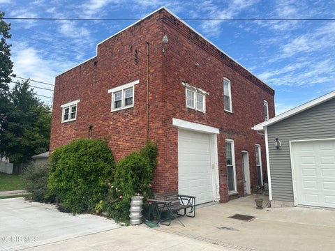 Tiny photo for 660 Perry Street, Defiance, OH 43512 (MLS # 10014182)