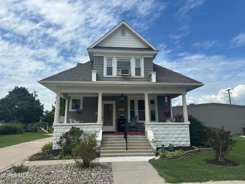 Tiny photo for 660 Perry Street, Defiance, OH 43512 (MLS # 10014182)