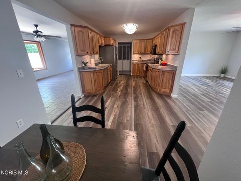 Tiny photo for 6079 Whiteford Center Road, Toledo, OH 43613 (MLS # 10007982)