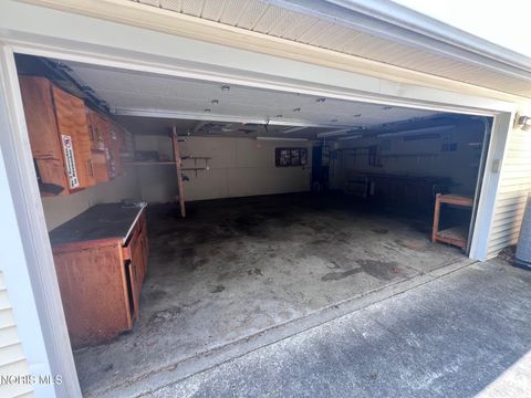 Tiny photo for 6079 Whiteford Center Road, Toledo, OH 43613 (MLS # 10007982)
