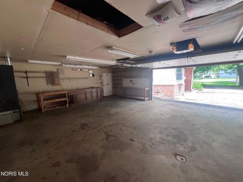 Tiny photo for 6079 Whiteford Center Road, Toledo, OH 43613 (MLS # 10007982)