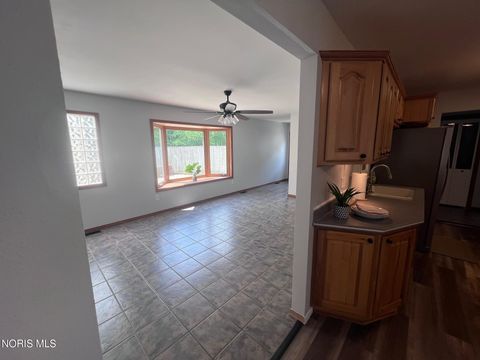 Tiny photo for 6079 Whiteford Center Road, Toledo, OH 43613 (MLS # 10007982)