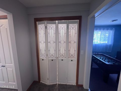 Tiny photo for 6079 Whiteford Center Road, Toledo, OH 43613 (MLS # 10007982)