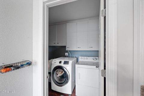 Tiny photo for 3644 Kenwood Boulevard, Toledo, OH 43606 (MLS # 10005996)