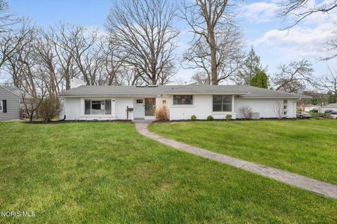 Photo of 3644 Kenwood Boulevard, Toledo, OH 43606 (MLS # 10005996)
