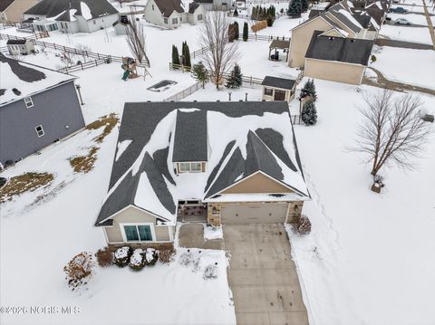 Tiny photo for 7741 Indian Town Road, Maumee, OH 43537 (MLS # 10003219)