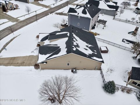 Tiny photo for 7741 Indian Town Road, Maumee, OH 43537 (MLS # 10003219)