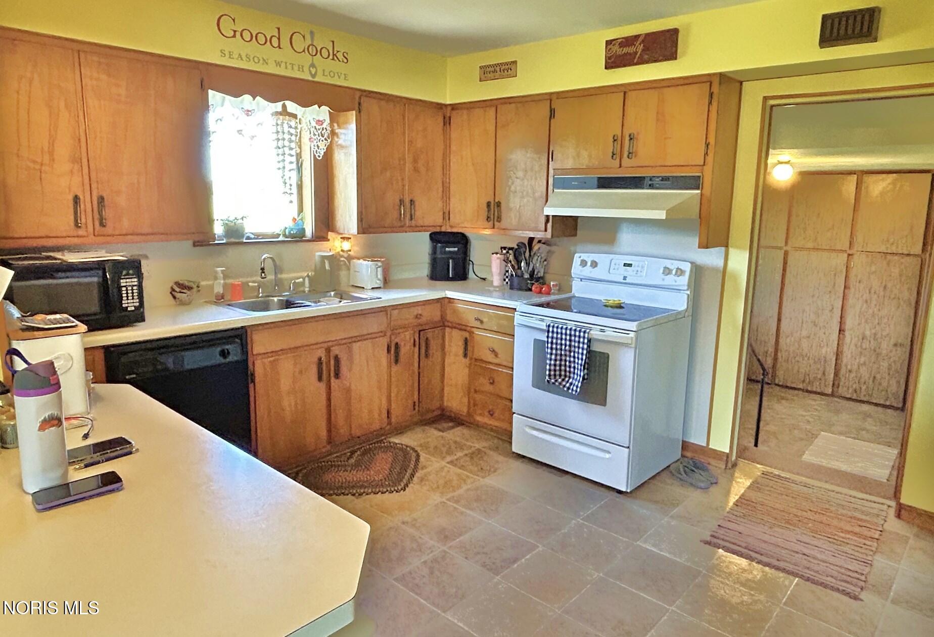 7563 County Road 2