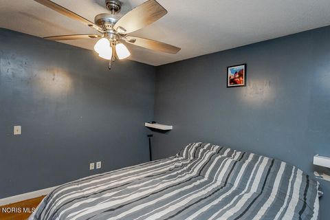 Tiny photo for 817 W Center Street, Fostoria, OH 44830 (MLS # 10004964)