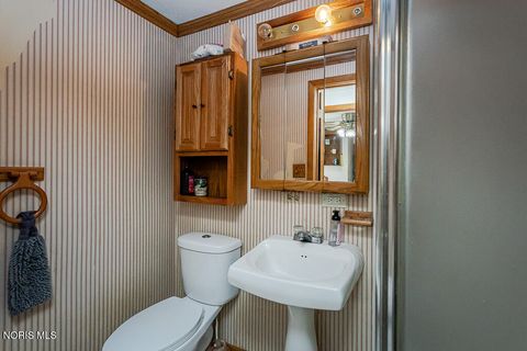 Tiny photo for 817 W Center Street, Fostoria, OH 44830 (MLS # 10004964)