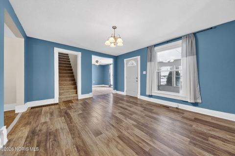 Tiny photo for 131 Meekison Street, Napoleon, OH 43545 (MLS # 10003953)