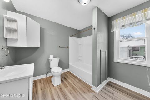 Tiny photo for 131 Meekison Street, Napoleon, OH 43545 (MLS # 10003953)